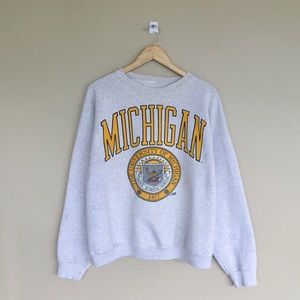 Vintage university of Michigan sweater sweatshirt